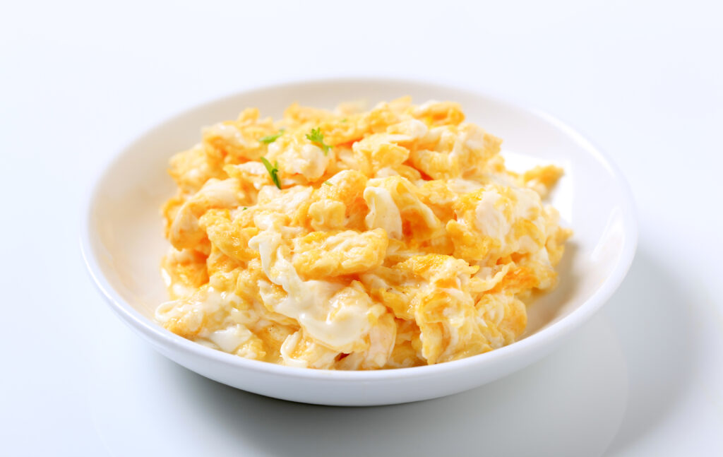 iron-rich scrambled eggs