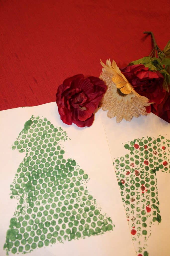 Christmas Tree Print Making for Kids (Featuring Bubble Wrap!) The