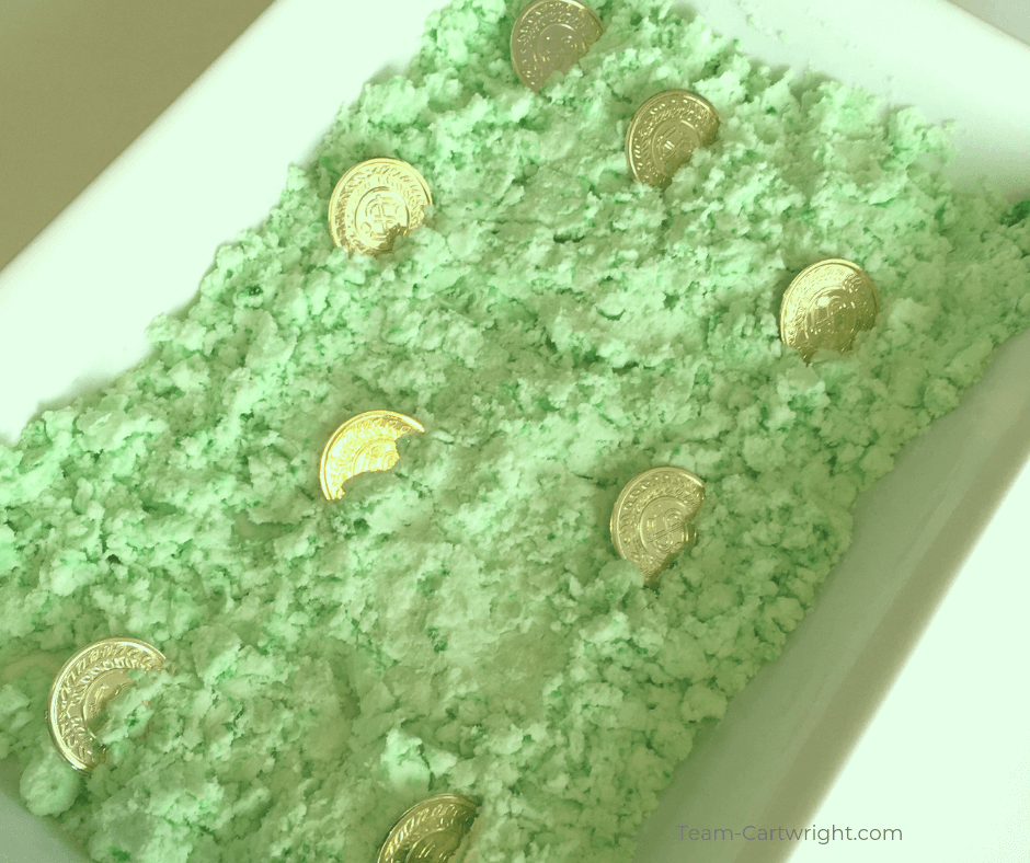 green leprechaun snow with gold coins