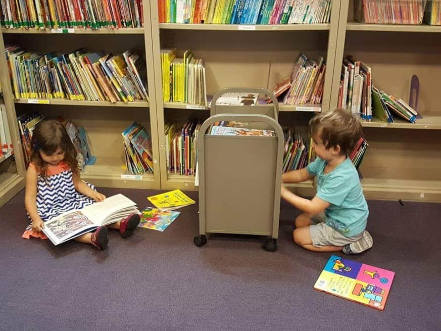 toddlers at the library