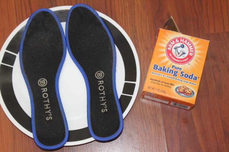 Do Rothy's Make Your Feet Stink? How to Clean Rothys the