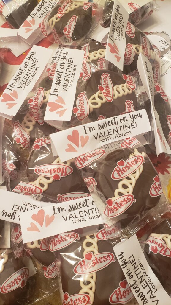 printable valentine tags on hostess cupcakes