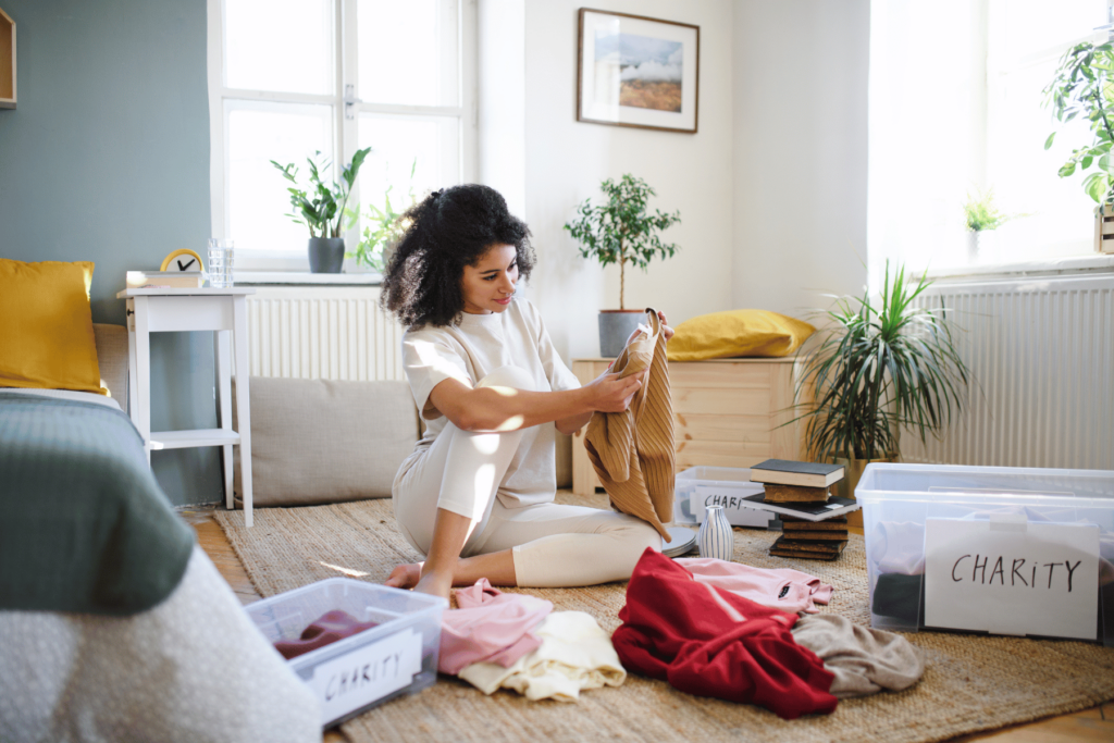 stay at home mom decluttering